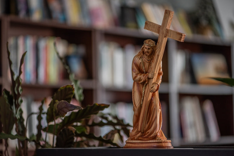 "Jesus Carries the Cross" Resin Figurine